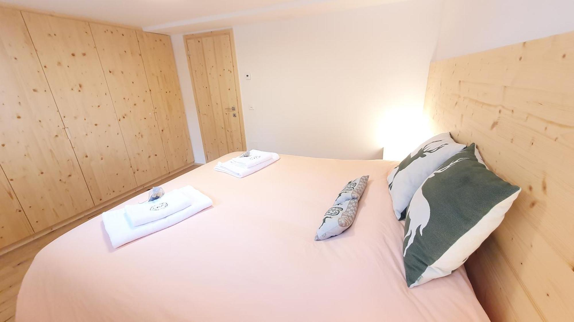 Yeti Lodge เซดรุน ห้อง รูปภาพ